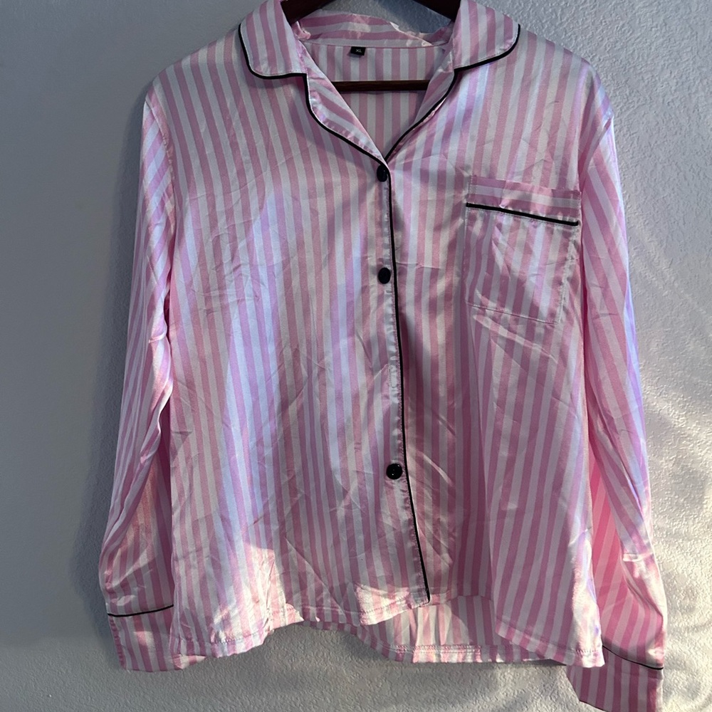 Source Unknown Pink Striped Pajama Top